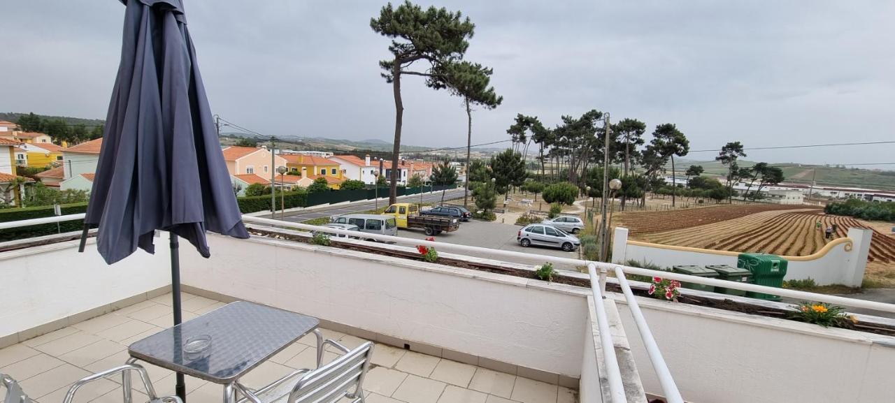 Отель Residencial O Ninho Do Pinhal Bombardeira Экстерьер фото